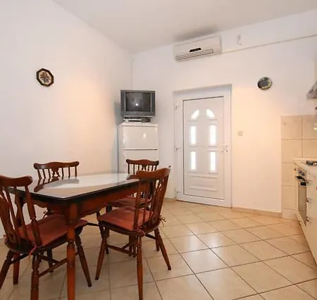 Villa Rosanda Apartments Trogir Exterior photo
