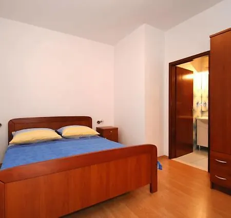 Villa Rosanda Apartments Trogir Exterior photo