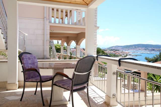 Apartment Rosanda