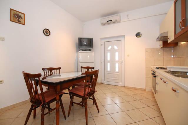 Apartment Rosanda